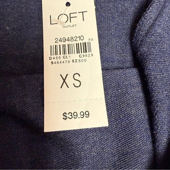 Loft outlet lounge line Blue Sleeveless Relaxed Tank Top XS NWT - Picture 3 of 7